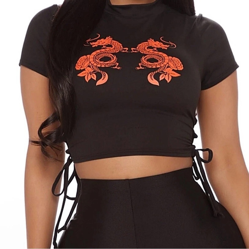 Black Dragon Print Crop Top